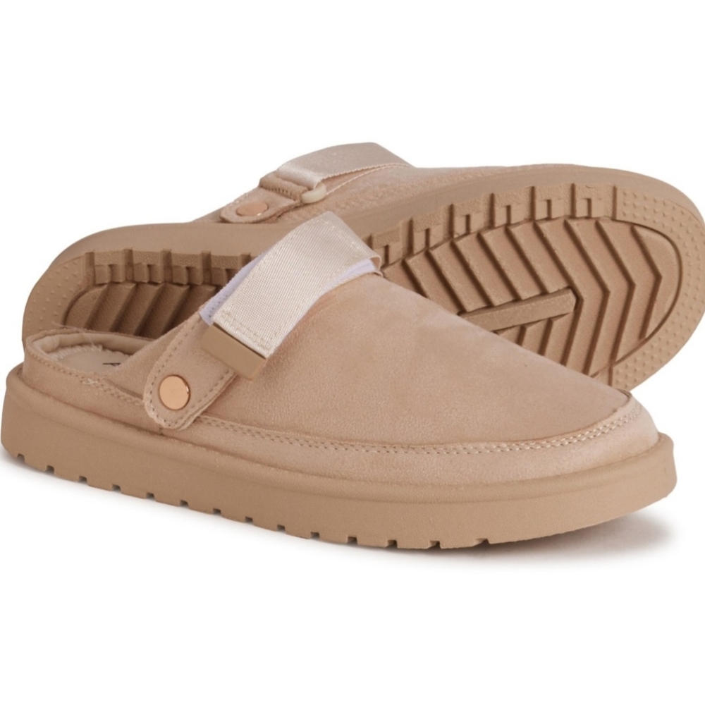 Aspen Women's Ribbon Strap Clogs Size 8